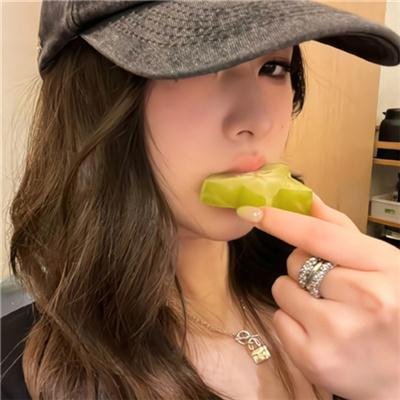 东德蕾丝的爱欲